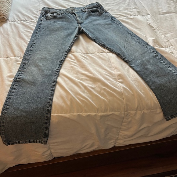 Jeans - Picture 1 of 3